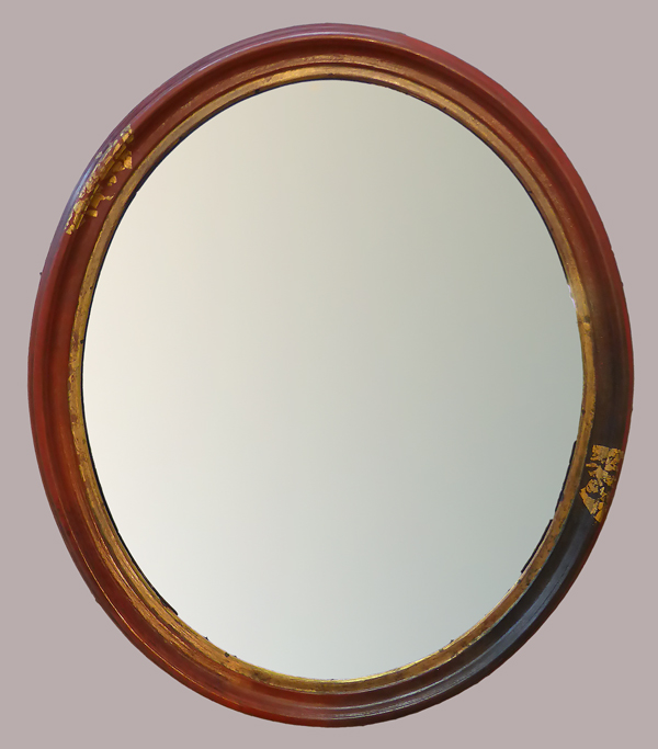 Rahmen des Monats - Spiegel mit Ovalrahmen